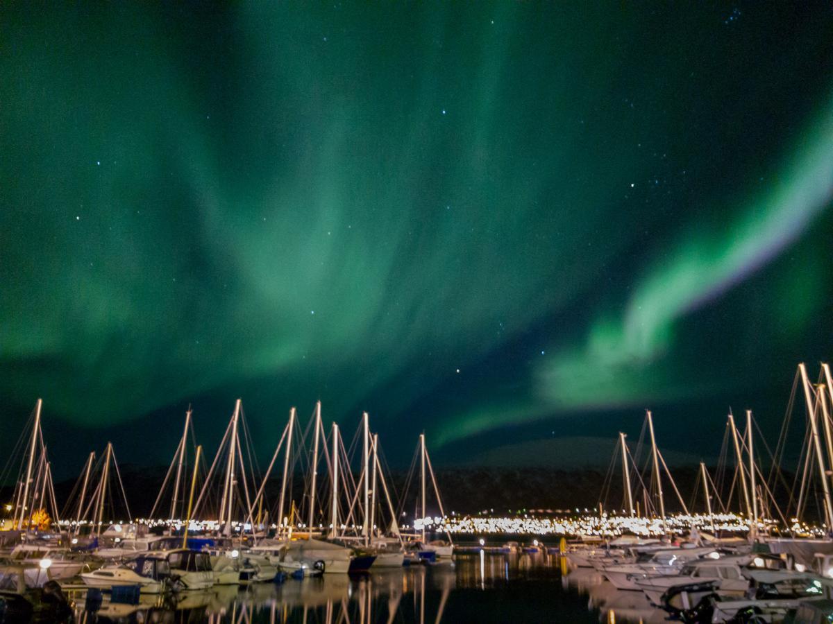 Norwavey, Sleep In A Boat Hotel Krokelvdalen Kültér fotó